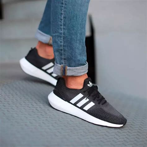 adidas originals swift run hombre sevilla